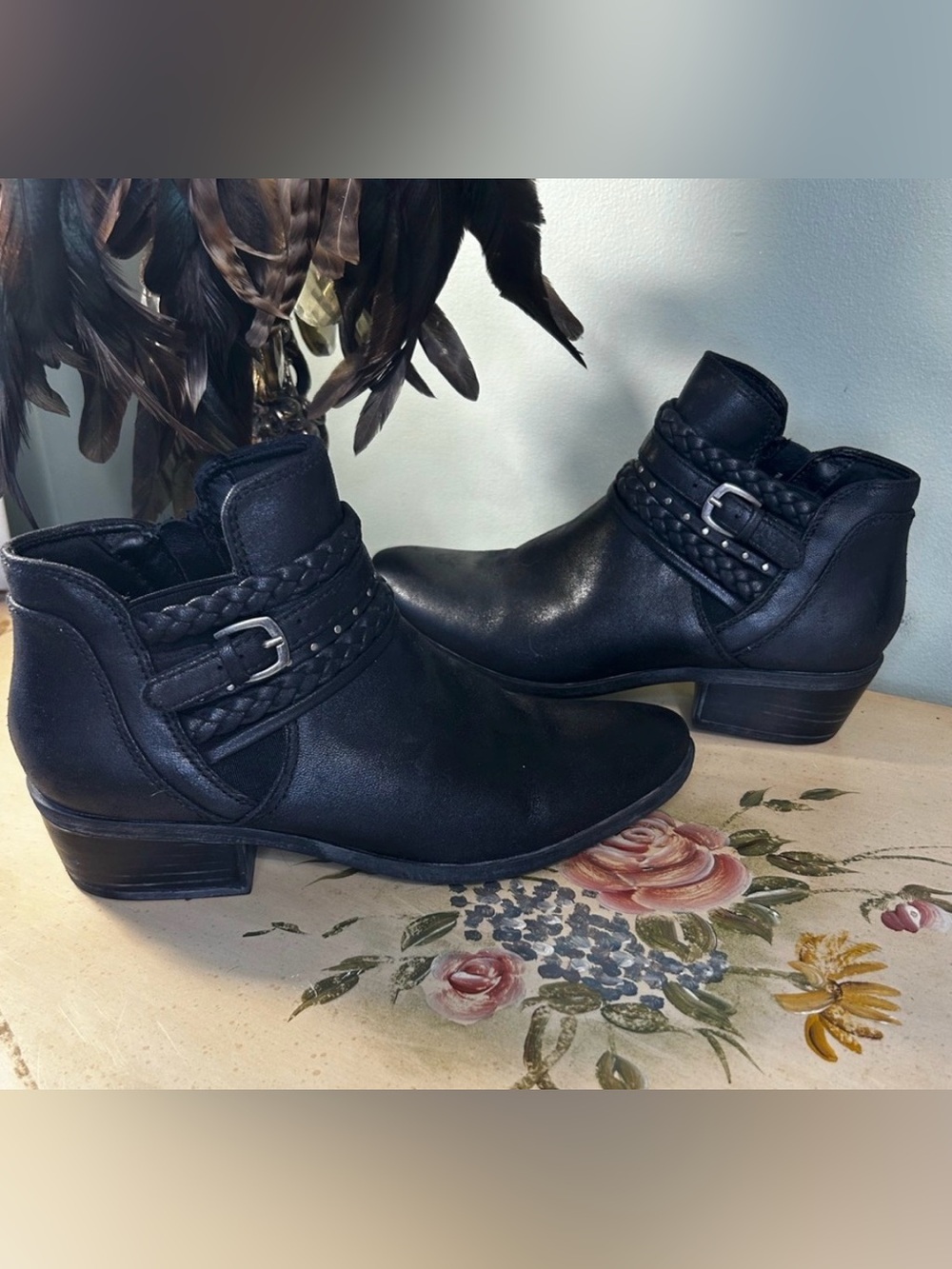 Bare Traps Black Faux Leather Western Side Zip Ankle Boots Giles 7.5/8